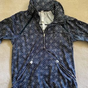 LULULEMON miss misty pullover rain jacket